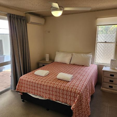 Capeview Apartments - Right On Kings Beach Caloundra Buitenkant foto