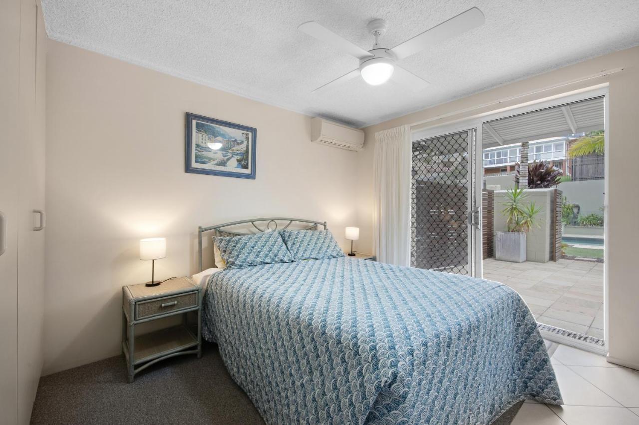 Capeview Apartments - Right On Kings Beach Caloundra Buitenkant foto