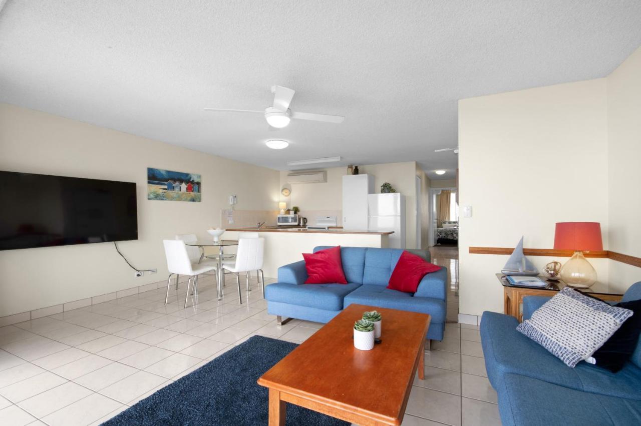 Capeview Apartments - Right On Kings Beach Caloundra Buitenkant foto
