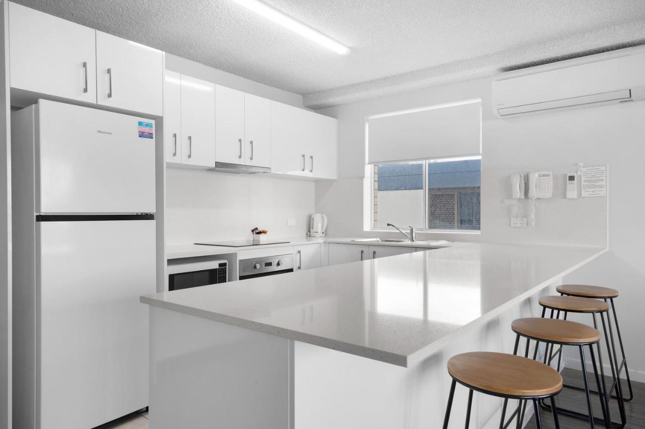 Capeview Apartments - Right On Kings Beach Caloundra Buitenkant foto