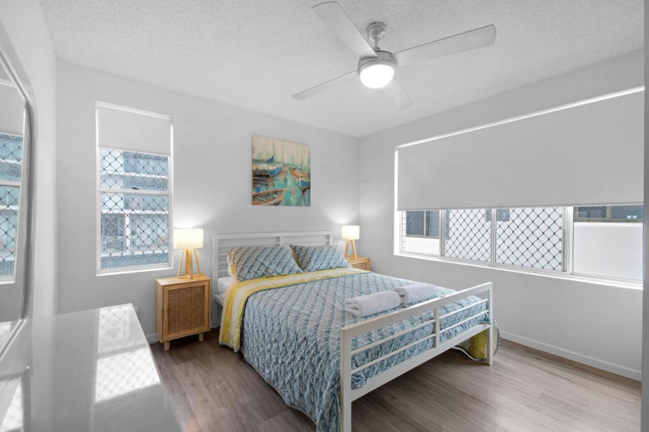 Capeview Apartments - Right On Kings Beach Caloundra Buitenkant foto