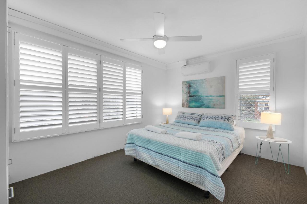 Capeview Apartments - Right On Kings Beach Caloundra Buitenkant foto