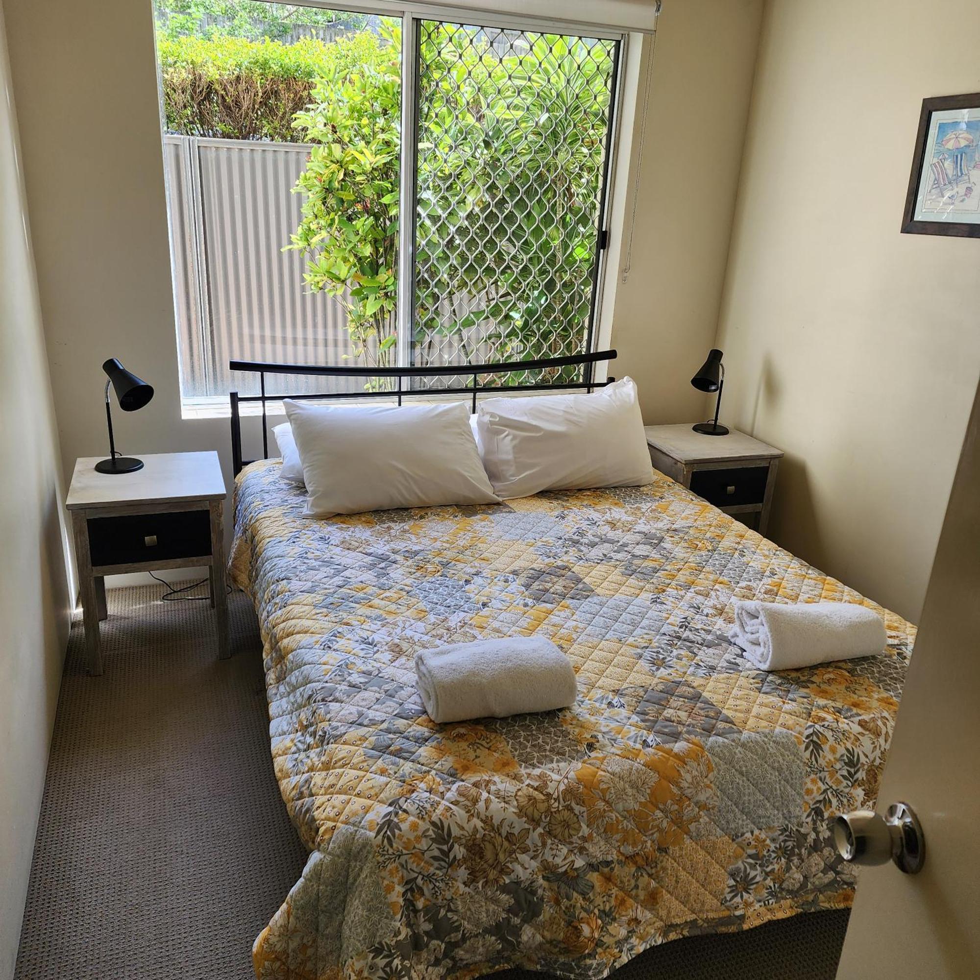 Capeview Apartments - Right On Kings Beach Caloundra Buitenkant foto