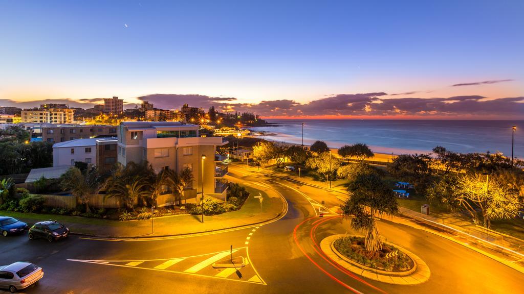 Capeview Apartments - Right On Kings Beach Caloundra Buitenkant foto